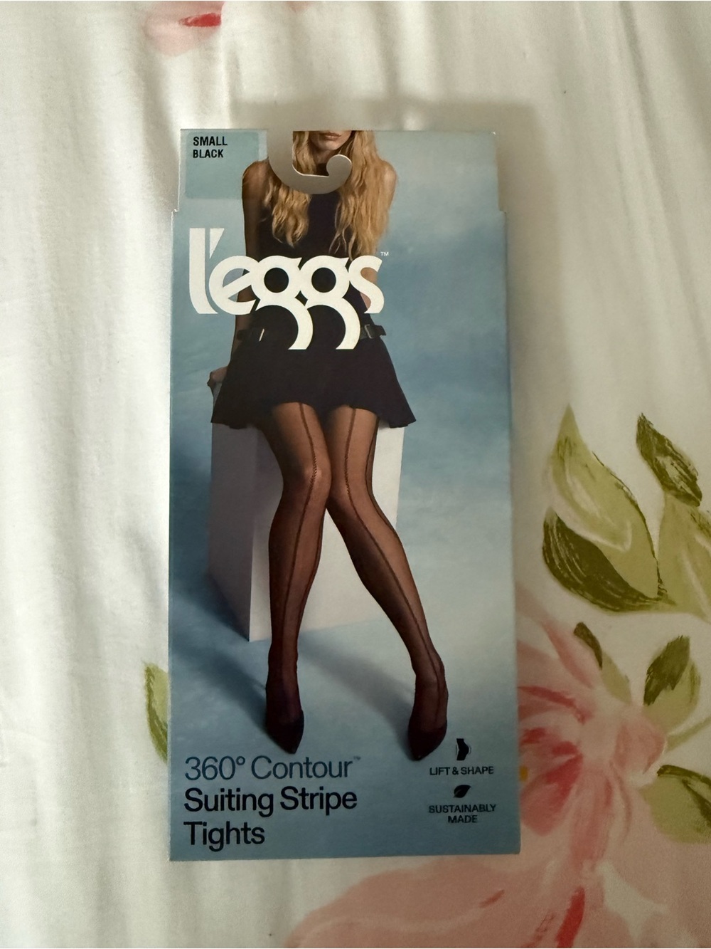 L'eggs 360° Contour Suiting Stripe Tights - Black